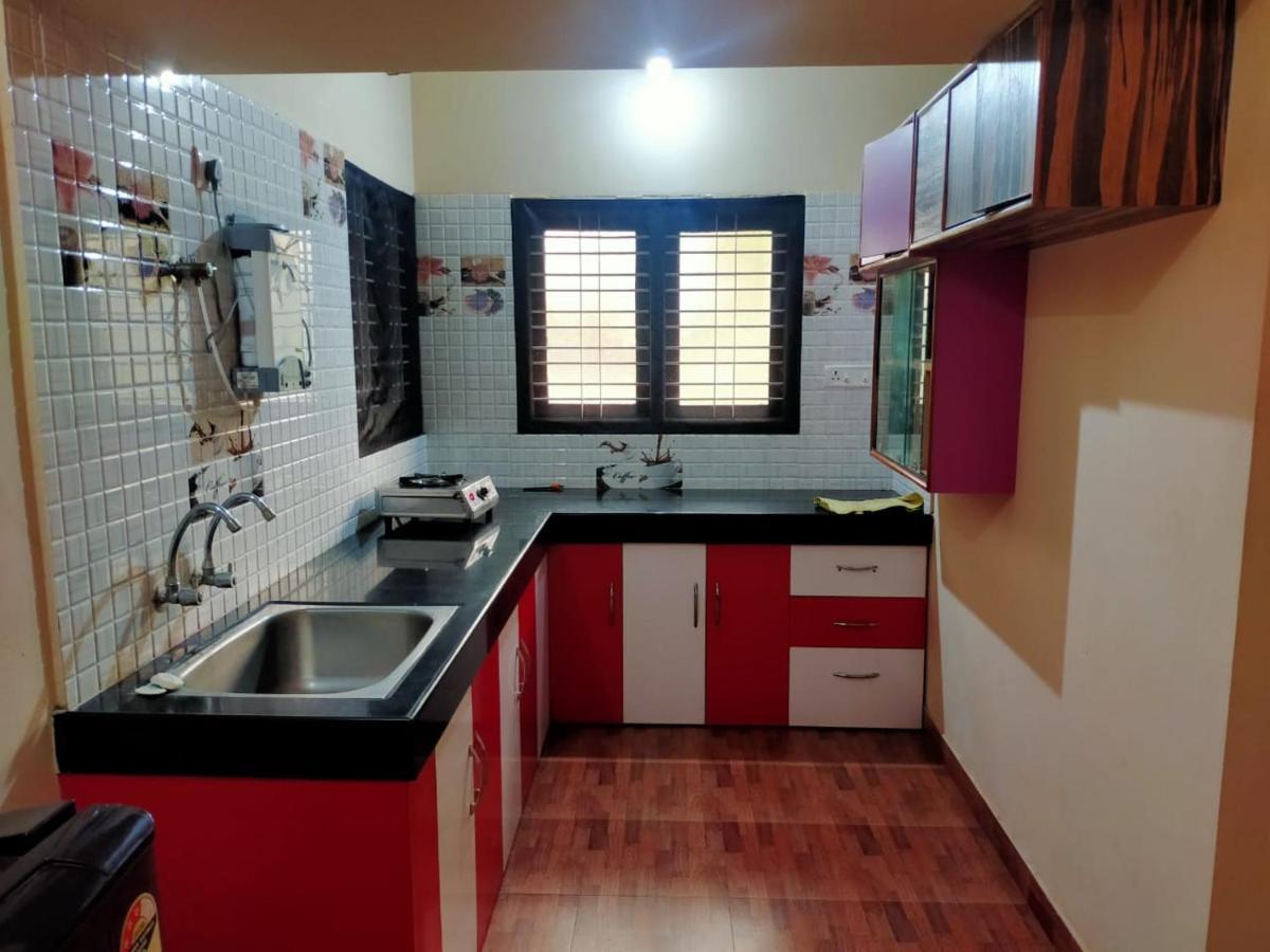 Maanyatha Home Stay Manipal Esterno foto