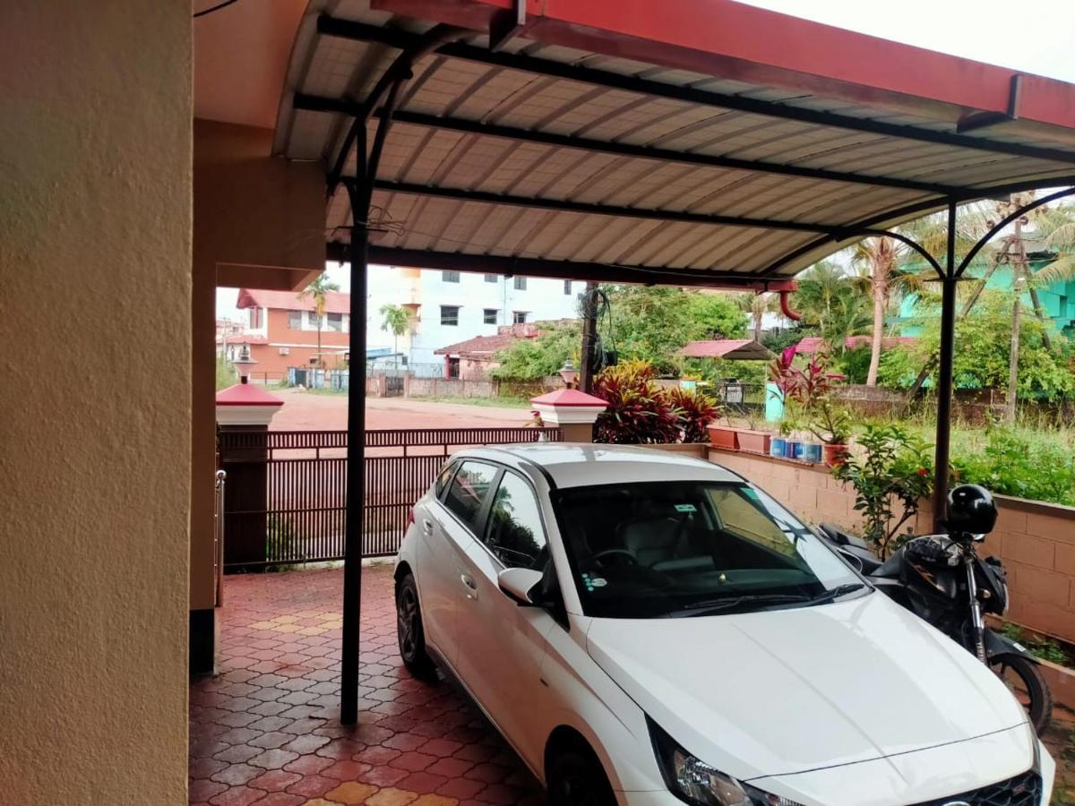 Maanyatha Home Stay Manipal Esterno foto