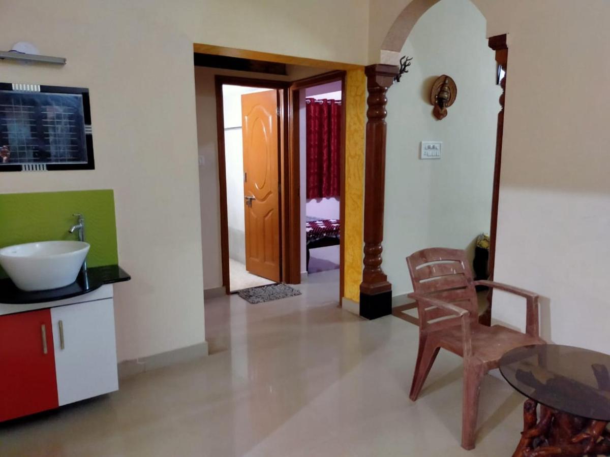 Maanyatha Home Stay Manipal Esterno foto