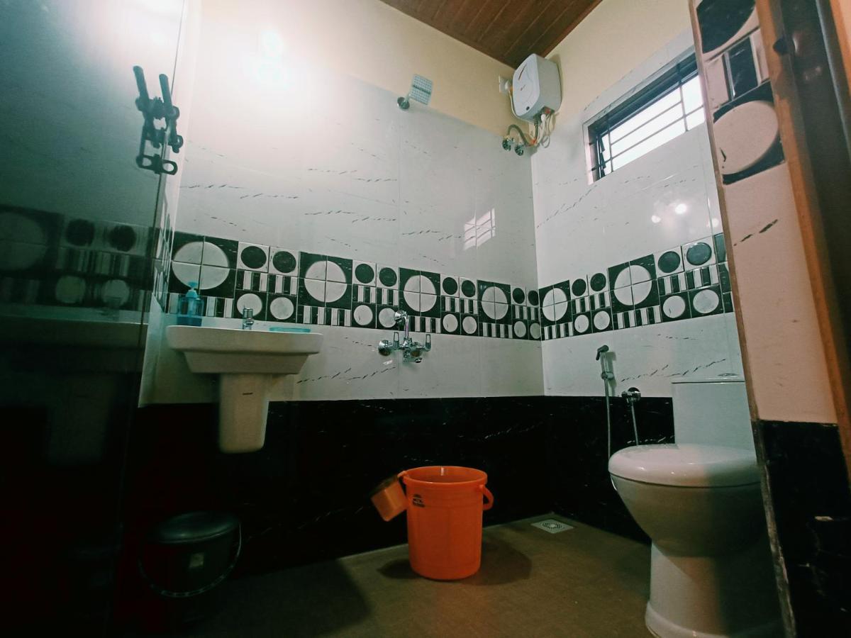 Maanyatha Home Stay Manipal Esterno foto