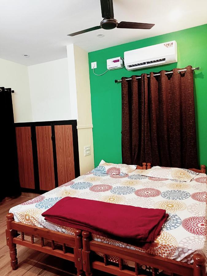 Maanyatha Home Stay Manipal Esterno foto