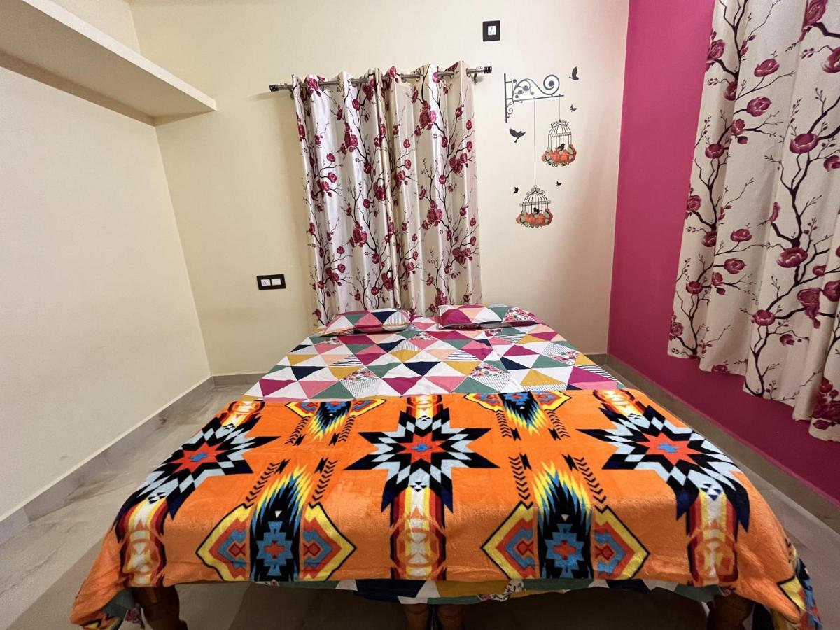 Maanyatha Home Stay Manipal Esterno foto