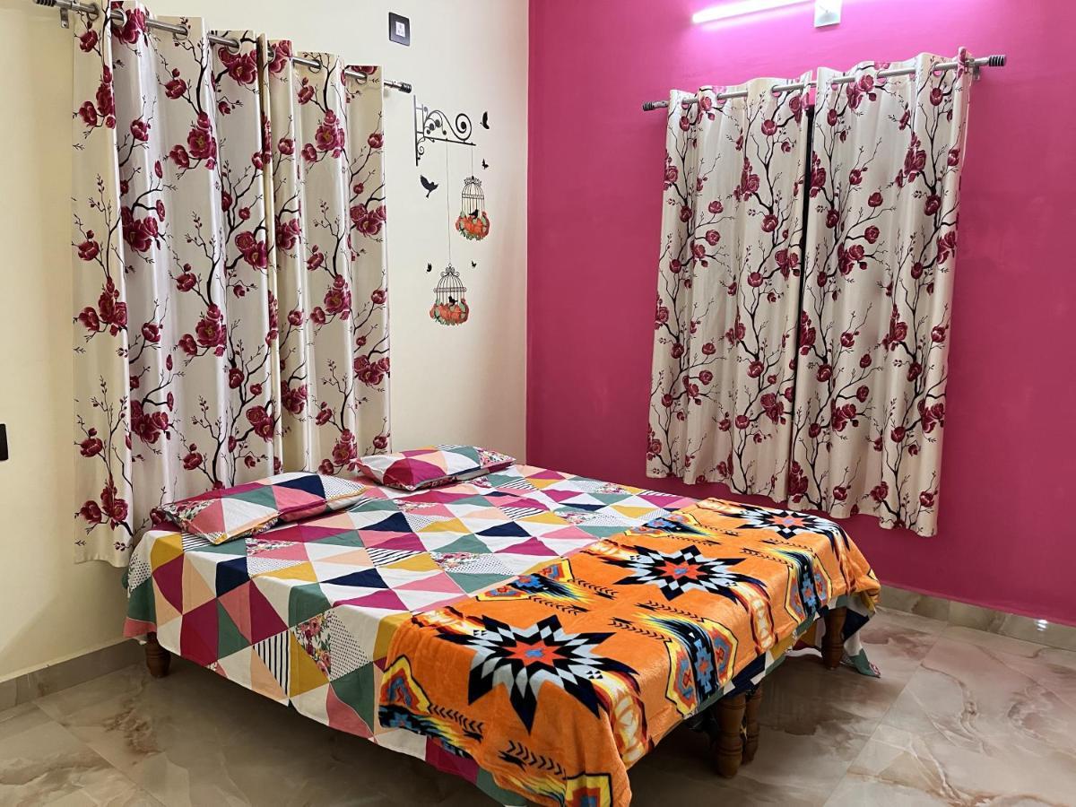 Maanyatha Home Stay Manipal Esterno foto