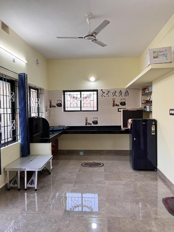Maanyatha Home Stay Manipal Esterno foto