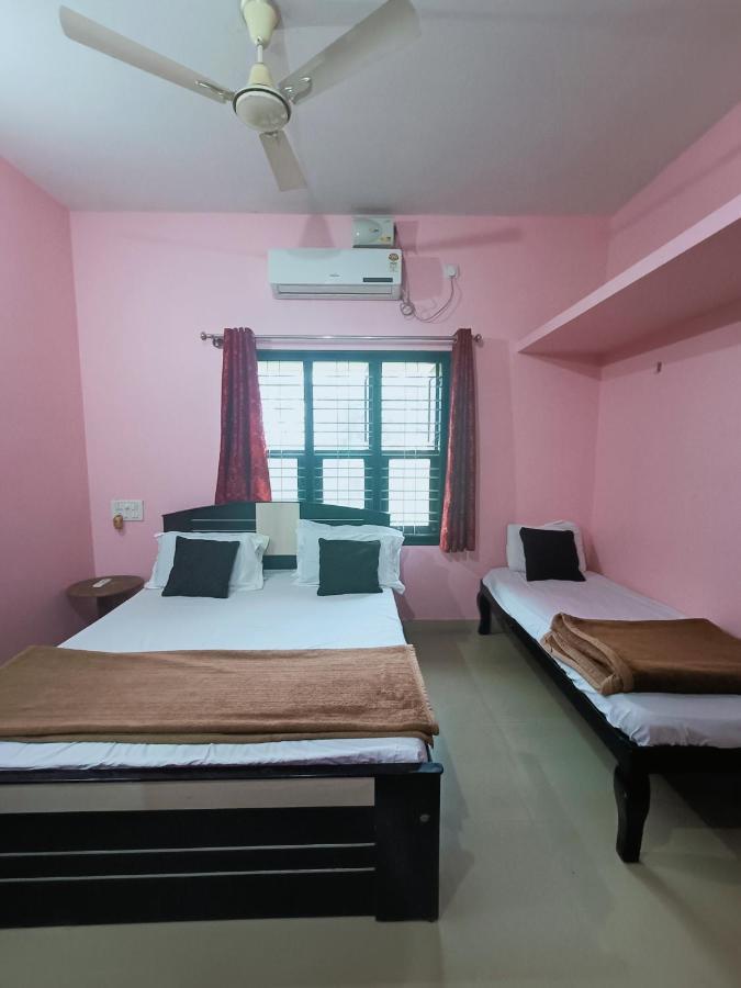 Maanyatha Home Stay Manipal Esterno foto