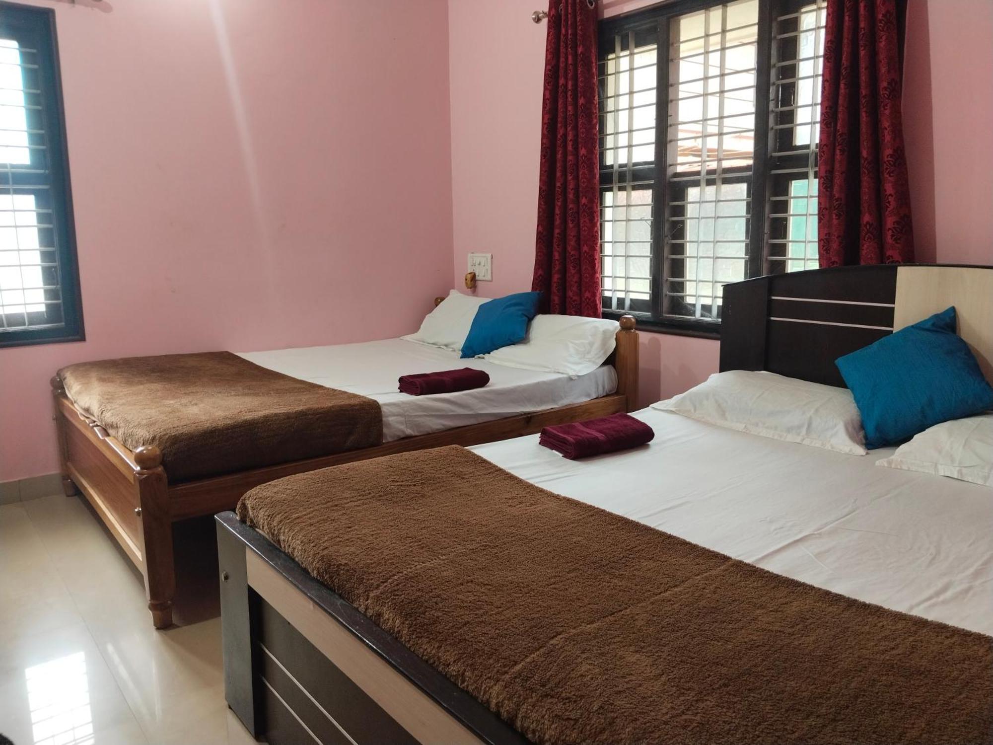 Maanyatha Home Stay Manipal Esterno foto